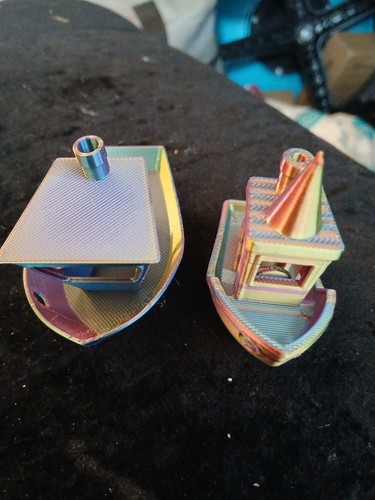 Small colourful metal model - small,
