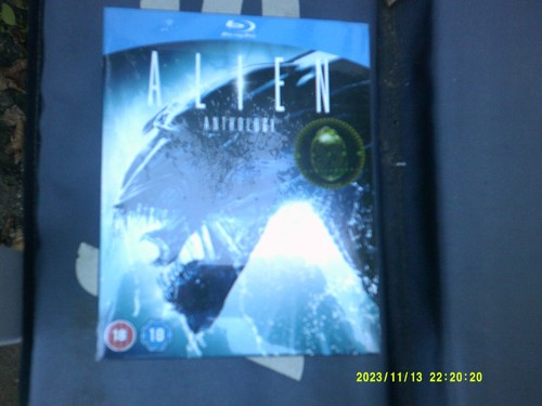 Alien anthology disc blu - alien, 4