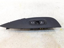 GENUINE 2018 NISSAN QASHQAI   FRONT LEFT WINDOW SWITCH