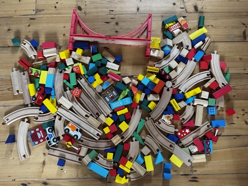 Big brio train set - train,