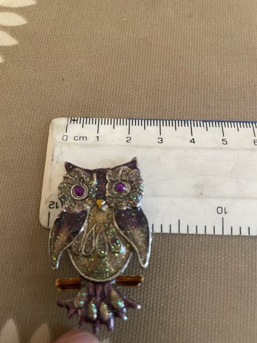 Vintage owl brooch with stones - owl,