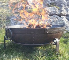 70cm Indian Fire Bowl / Fire Pit With Stand & Grill - Handmade Kadai BBQ ?