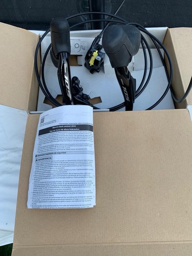 Shimano 105 di2 r7170 - 105,