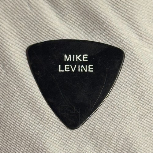Triumph mike levine - mike, guitar