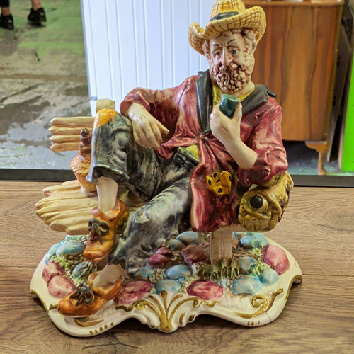 Large capodimonte italy figure - capodimonte,