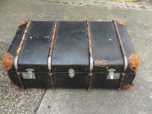 Vintage flaxite steamer trunk - vintage,