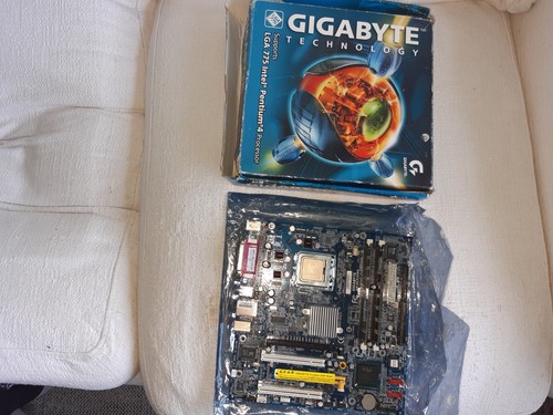 Gigabyte 81915me lga - ga-81915me-gl,