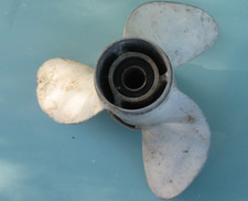 VINTAGE VOLVO PENTA BOAT PROP