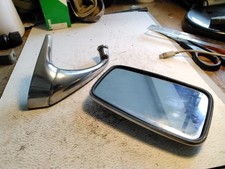 Triumph Tr6 And Stag Door