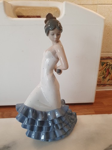 Lladro nao flemenco dancer - nao,