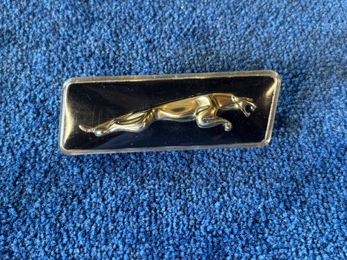 Jaguar xj6 wing badge - xj6,