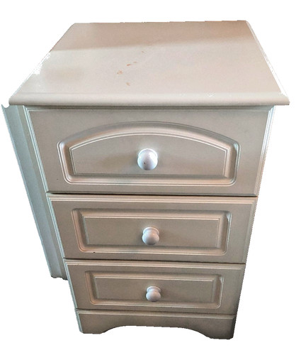 Creamy white colour - creamy, 3