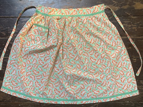 Vtg 50s green brown leaf - green,