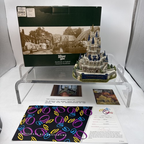 Lilliput lane disney 30th - lane,