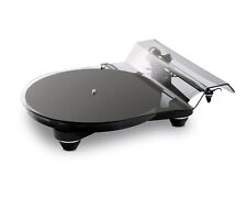 Rega Planar 8 turntable with