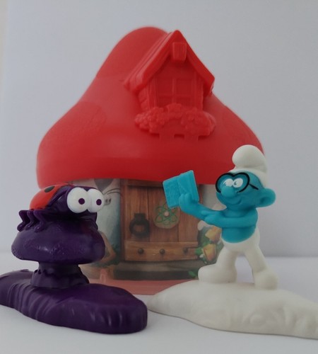 Brainy smurf snappy and red - brainy, smurf,