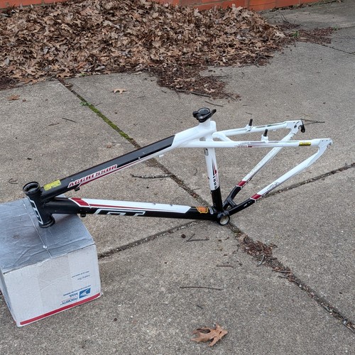 Gt aggressor aluminum - 16.5",