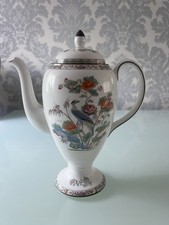 Wedgwood kutani crane pattern