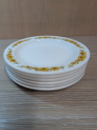 Vintage pyrex yellow daisy - vintage,