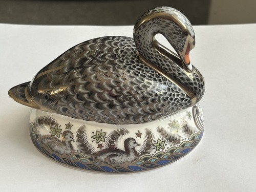 Royal crown derby - royal,