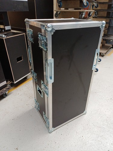 24u foam rack flight case - 24u,