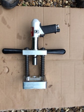 Dynabrade Air Tool Drilling Boring Machine B1066 with Jig