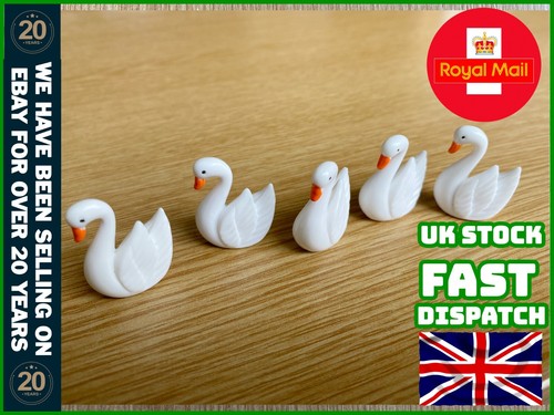 Resin white swans - white,