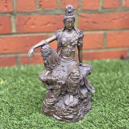 Heavy cast bronze - heavy,