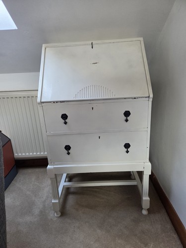 Bureau desk with draws - with,