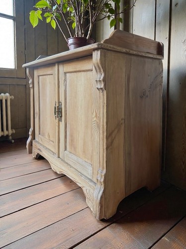 Rustic antique victorian pine - victorian,