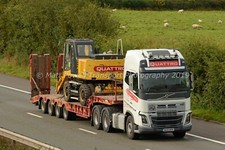 Truck Photo 12x8 - Volvo FH16