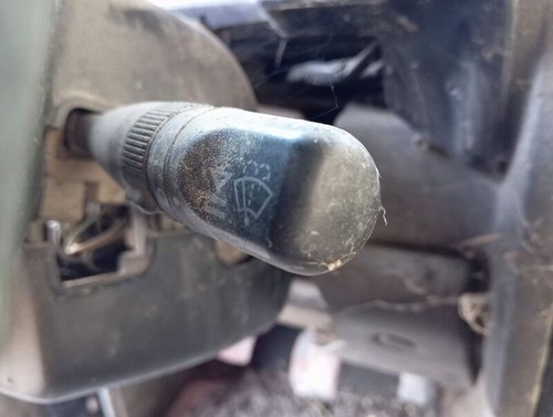 Wiper cleaning control land - wiper,