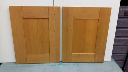 Pair solid light oak - of,