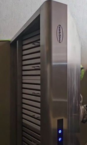 Combisteel commercial