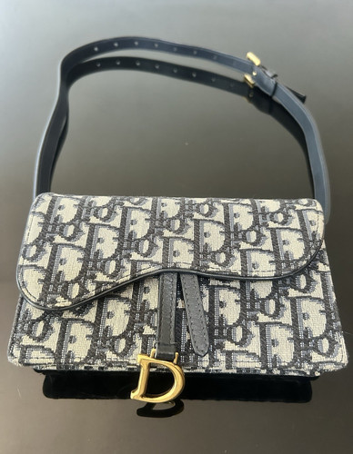 Christian dior monogram canvas - dior,