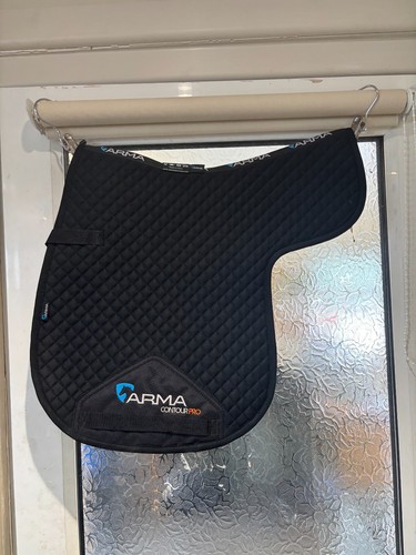 Shires arma saddle shaped - arma,