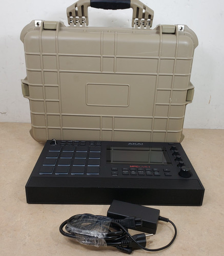 Akai professional mpc live - professional,