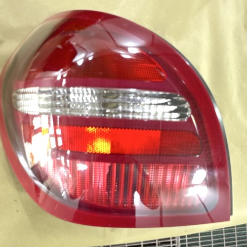 Nissan almera rear light mk2 - almera,