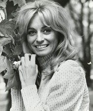 Suzy Kendall 11" x 8.5" inch