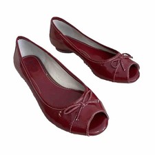 Clarks Artisan Red Ballet Flats Shoes Sz 6 Patent Leather Bow Accent Peep Toe