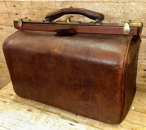 Antique brown english - antique,