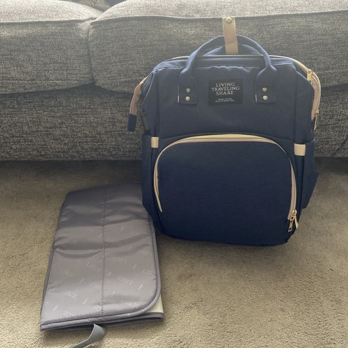 Living traveling share baby - living,