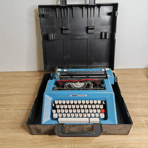 Olivetti studio typewriter - olivetti,
