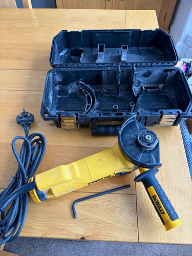 Dewalt dwe4206 115mm 1010w - dewalt,