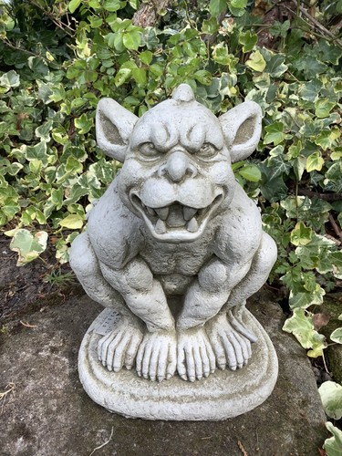 Stone garden grumpy - garden,