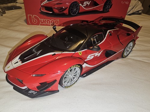 Burago signature scale - signature, 1/18
