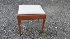 Stag bedroom dressing table