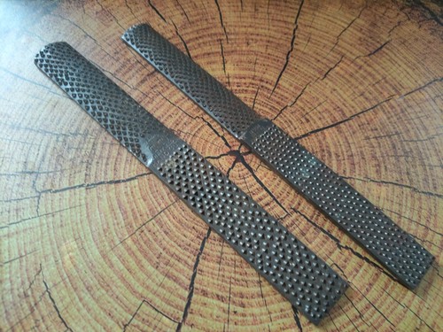 Vintage 4 sided hand - x,