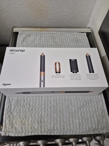 Dyson airwrap origin - dyson,