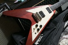Gibson Flying V Faded Worn Cherry 2004 w/soft case USED